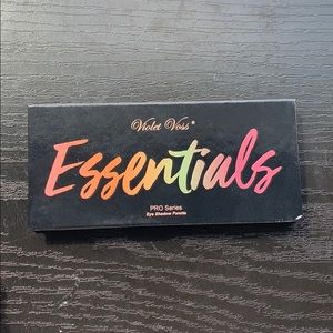 Violet Voss Essential Eye Shadow Palette